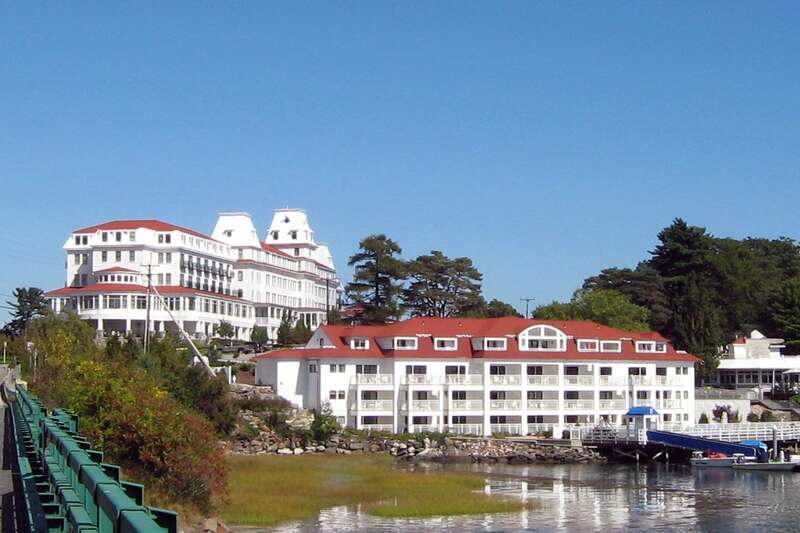 Taken during a cycling tour of Newcastle.
Since 1874 The Wentworth Resort Hotel &amp;amp; Spa in Portsmouth, New Hampshire has welcomed social, business and political leaders from around the world. The Wentworth restorations have returned its glamour as