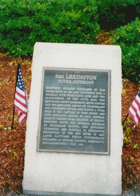 A plaque commemorating the 3rd USS Lexington in Lexington, Massachusetts (United States).
