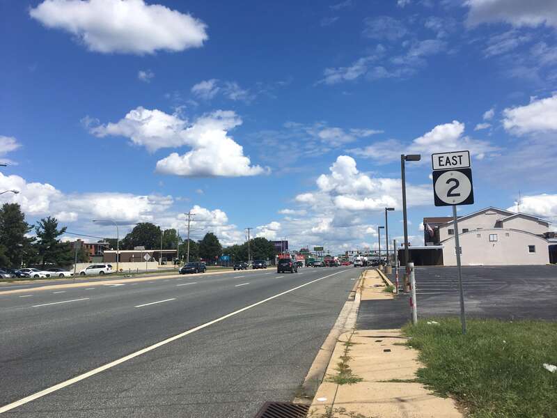 Eastbound Delaware Route 2 (Kirkwood Highway) past the intersection with Delaware Route 41/Delaware Route 62 (Newport Gap Pike) in Prices Corner, Delaware