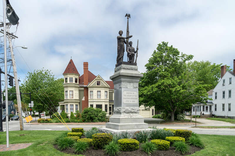 Civil War memorial in Eastman Park, Saco Maine
