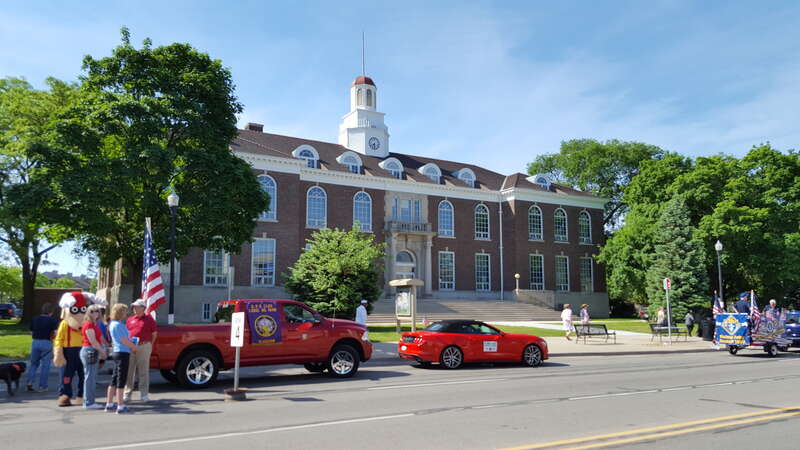 Former city hall during Memorial Day Parade, Dearborn, Michigan