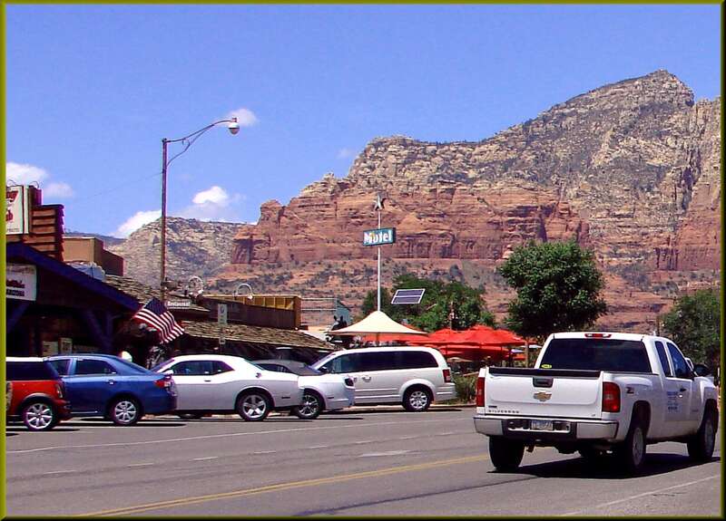 (1 in a multiple pictures set)
Just another view of the background scenery in Sedona, AZ.