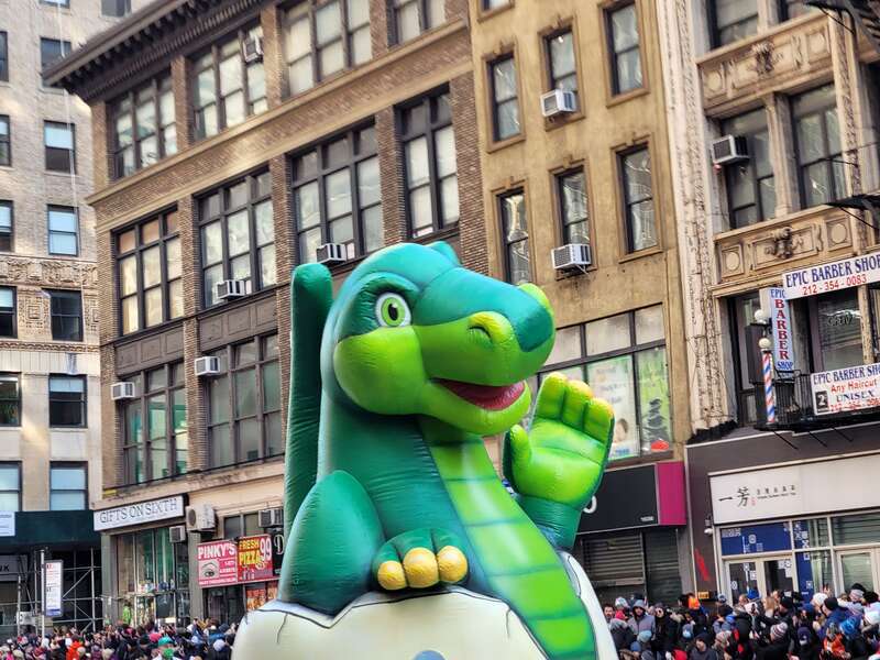 2021 Macy's Thanksgiving Parade, occurred on November 25, 2021. I was standing at the corner of 6th and 38th, by the Pret A manger