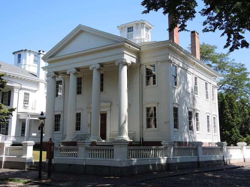Hadwen House at 96 Main Street en:Nantucket
