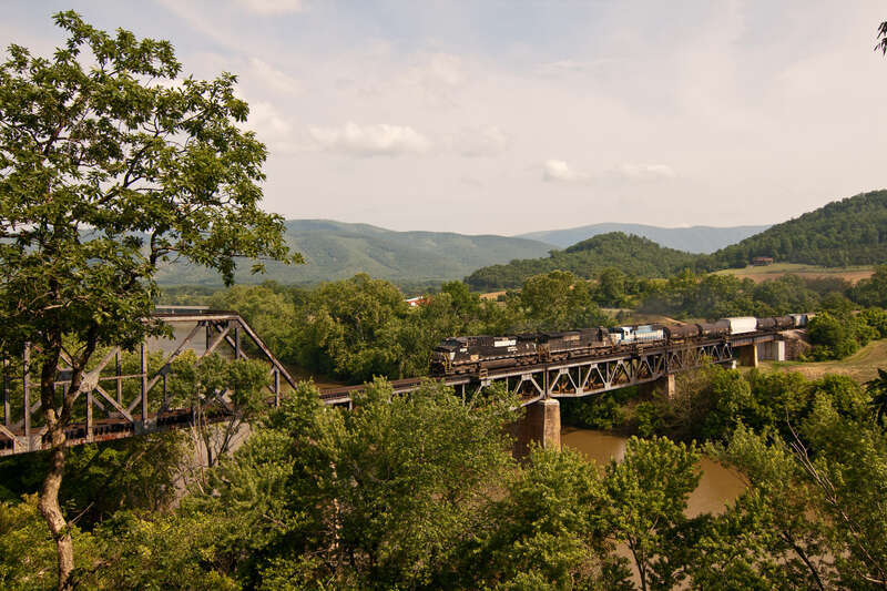 A NS freight crosses the James River at Natural Bridge, Virginia.  This is the NS 'H' line, which runs from Roanoke, Virginia to Hagerstown, Maryland.  The NS 'H' line crosses the CSX 'James River Line' at this location.  (See the next picture.)