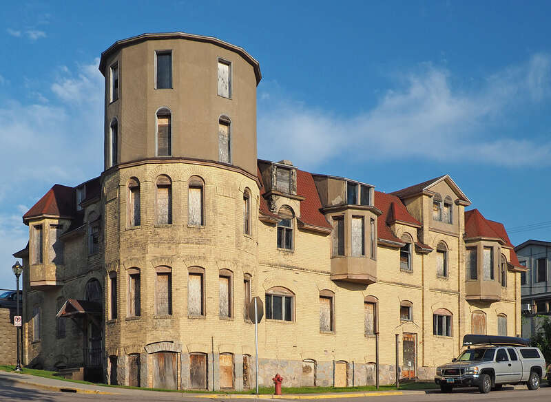 Tanner's Hospital, 204 E Camp St, Ely, Minnesota, USA.  Viewed from the northwest.  





This is an image of a place or building that is listed on the National Register of Historic Places in the United States of America. Its reference number is