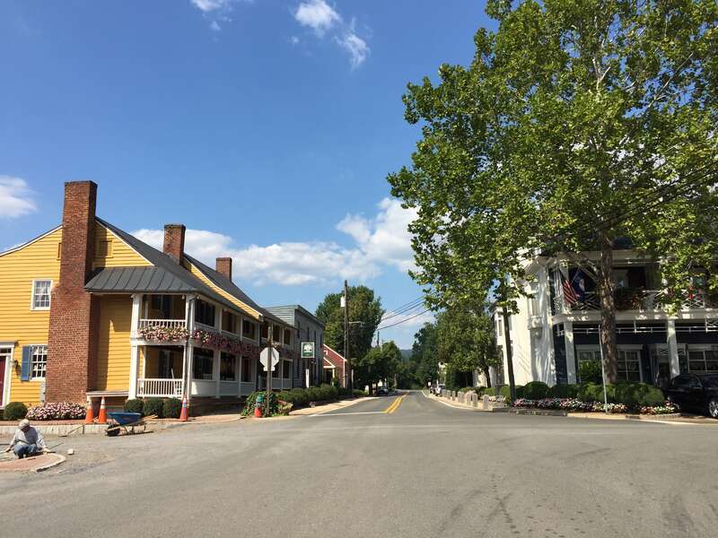 View east along U.S. Route 211 Business and north along U.S. Route 522 Business (Main Street) at Warren Avenue in Washington, Rappahannock County, Virginia