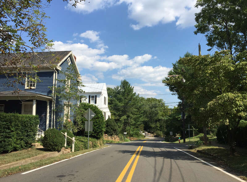 View east along U.S. Route 211 Business and north along U.S. Route 522 Business (Warren Avenue) at Gay Street in Washington, Rappahannock County, Virginia
