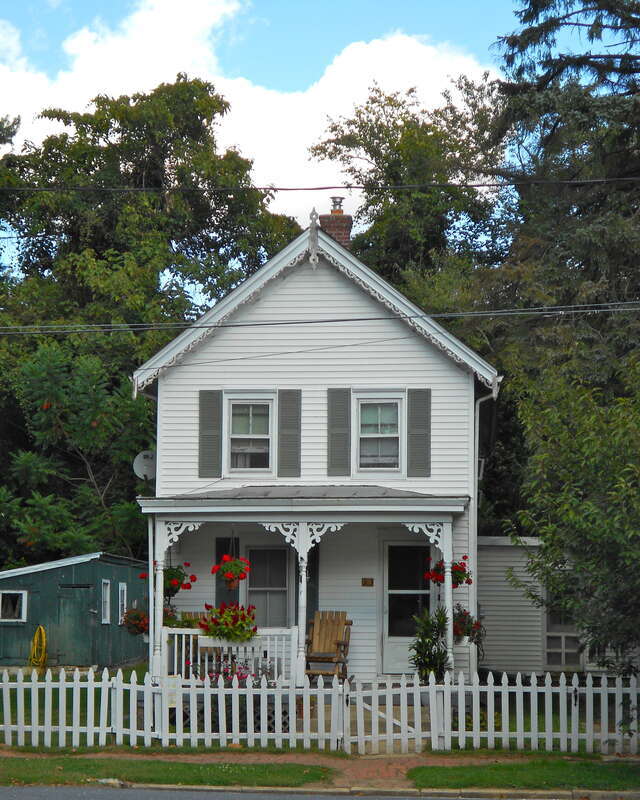 Building in the Odessa Historic District
