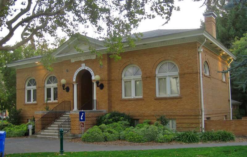 Carnegie Library in Sonoma Plaza, a national historic district (1913).