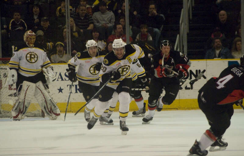 _ERI6239
Portland Pirates vs Providence Bruins
American Hockey League (AHL)
Providence wins 5-4 in the last Friday game of the season!
Photo taken by Sarah Connors at Providence, Rhode Island on April 8, 2011 using a Nikon D200. Lane MacDermid (#20),