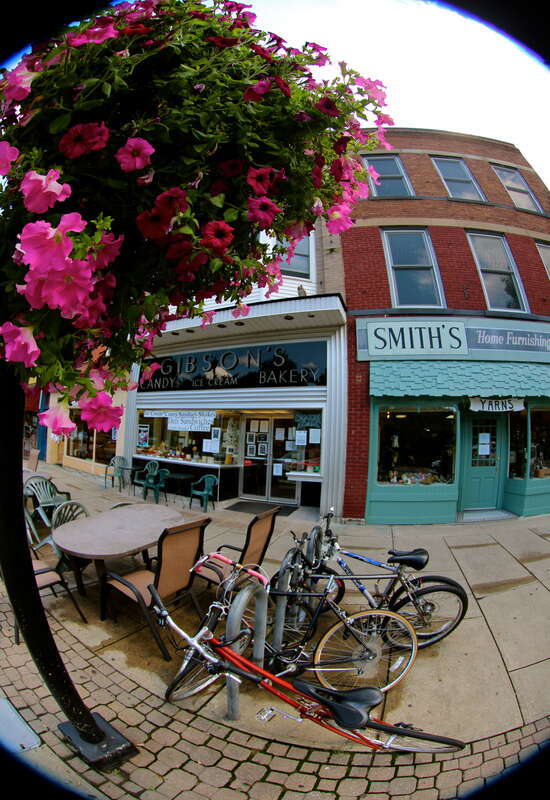 Facing Tappan Square - Gibson's Bakery and Smith's Home Furnishings.  Fisheye perspective.