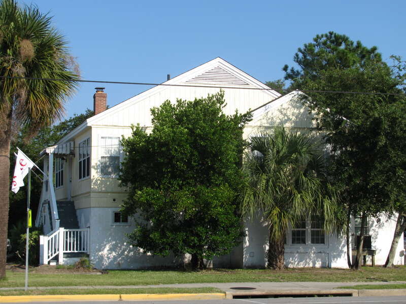 Was believed to be a house in the Tybee Island Strand Cottages Historic District, but it is not.  Located along Butler Ave., between 12 St. and 14th St. Tybee Island