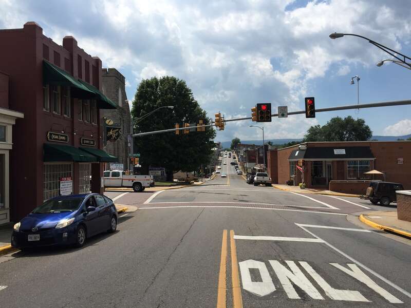 View west along U.S. Route 211 Business (Main Street) at U.S. Route 340 Business (Broad Street) in Luray, Page County, Virginia