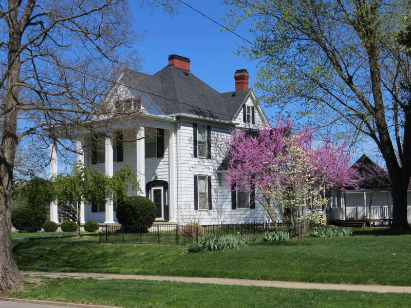 Colonial/Classical Revival house in East Main Street Historic District, Danville, Kentucky, USA 





This is an image of a place or building that is listed on the National Register of Historic Places in the United States of America. Its reference