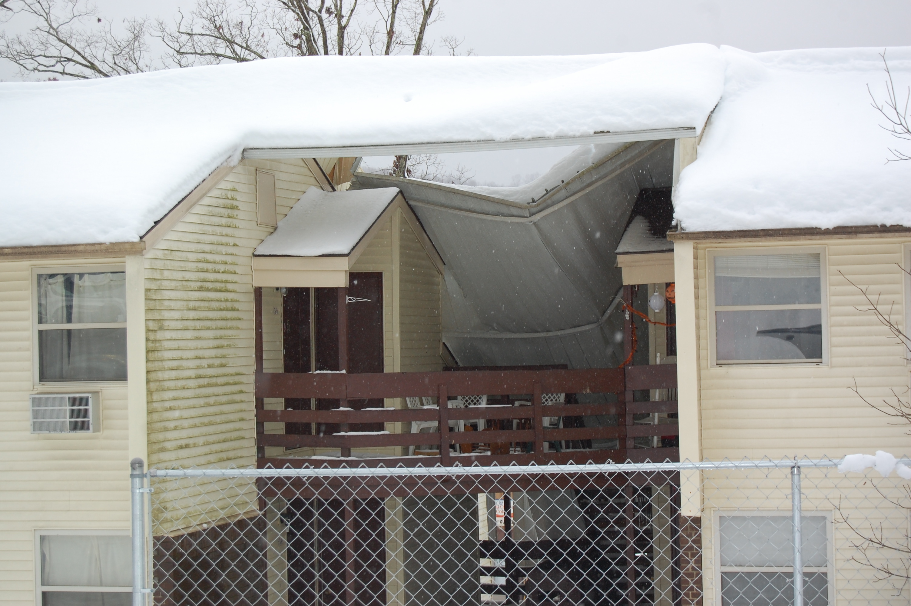 Members of the West Virginia Army National Guard traveled to an apartment complex in Summersville, W.Va., to assess the structural damage incurred after Hurricane Sandy brought over two feet of snow to the mountainous region. Soldiers assigned to
