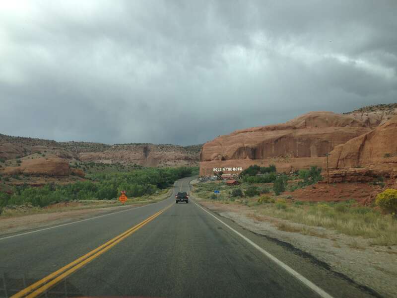 View north along U.S. Route 191 towards Hole N&quot;The Rock