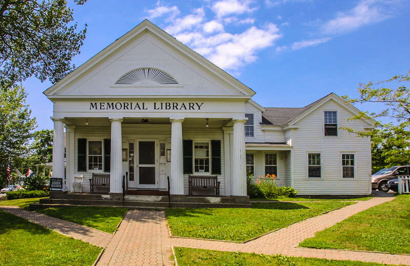 Boothbay Harbor Memorial Library