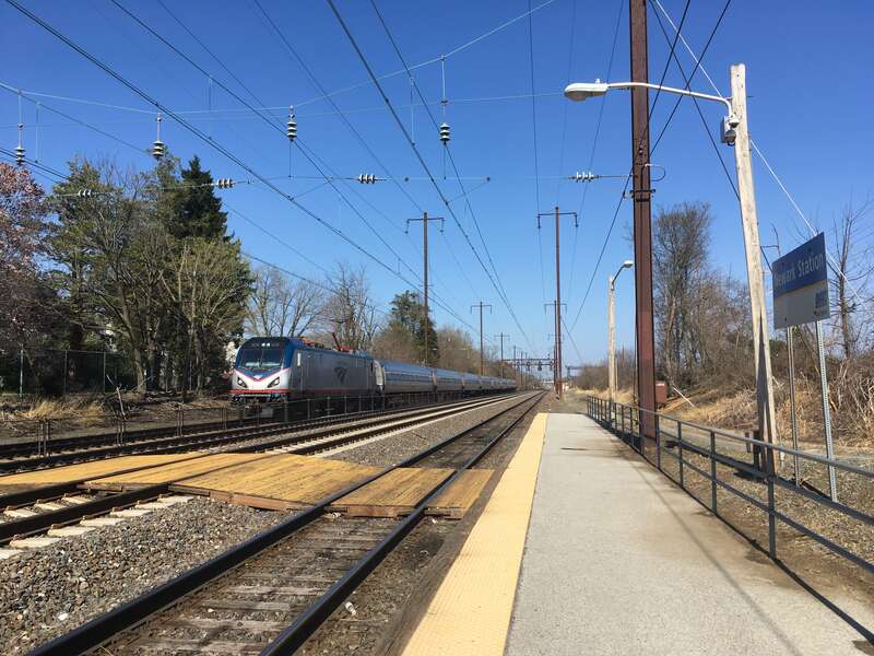 Amtrak Siemens ACS-64 628 leads a southbound Northeast Regional train bound for Richmond, Virginia through Newark station in Newark, Delaware