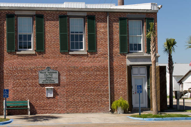 Apalachicola Historic District, Roughly bounded by the Apalachicola River, Apalachicola Bay, and 17th and Jefferson Streets Apalachicola