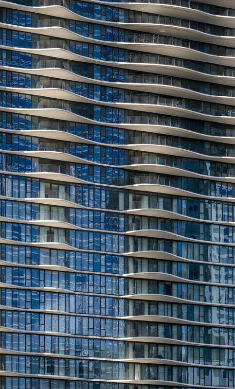Aqua Tower detail, Chicago, Illinois, US (PPL1-Corrected)