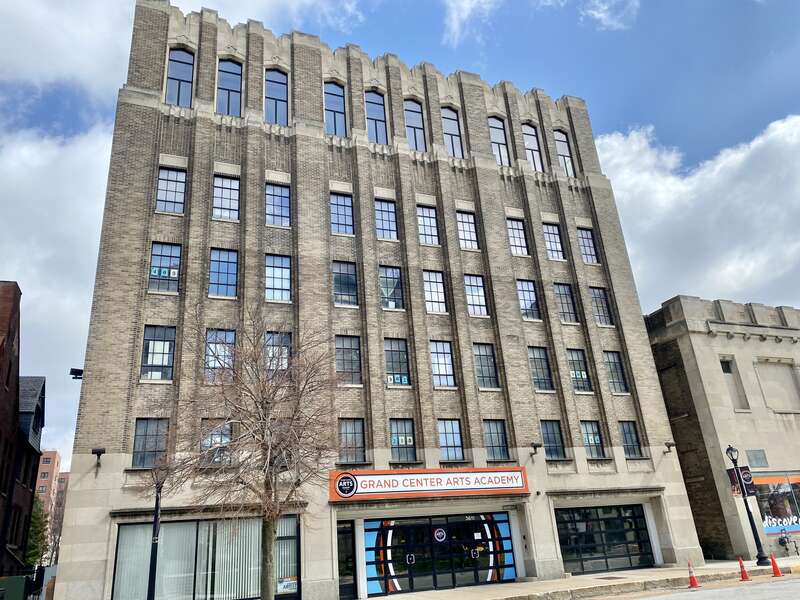 Built in 1925 and 1929, this Romanesque Revival building and Art Deco tower were constructed to house the headquarters of the Carter Carburetor Company and the Knights of Pythias Hall.  The buildings demonstrate the changing and contrasting aesthetic