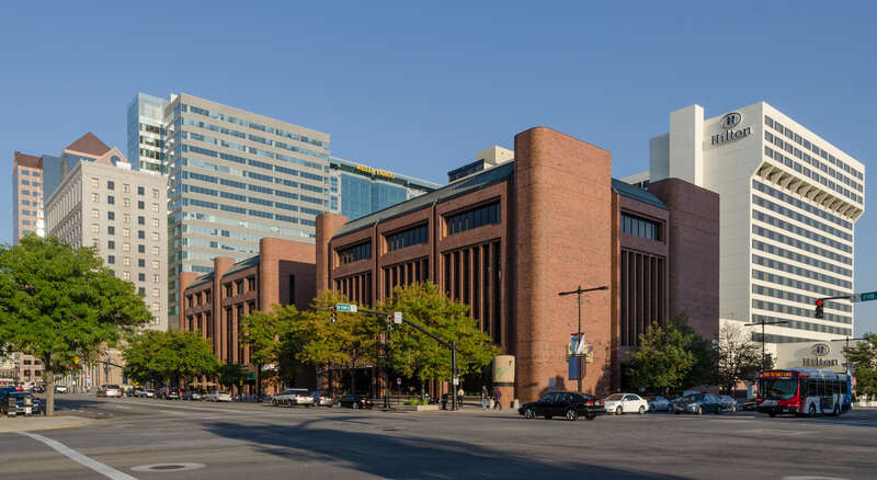 The crossing of 200 South Street and West Temple Street, Salt Lake City