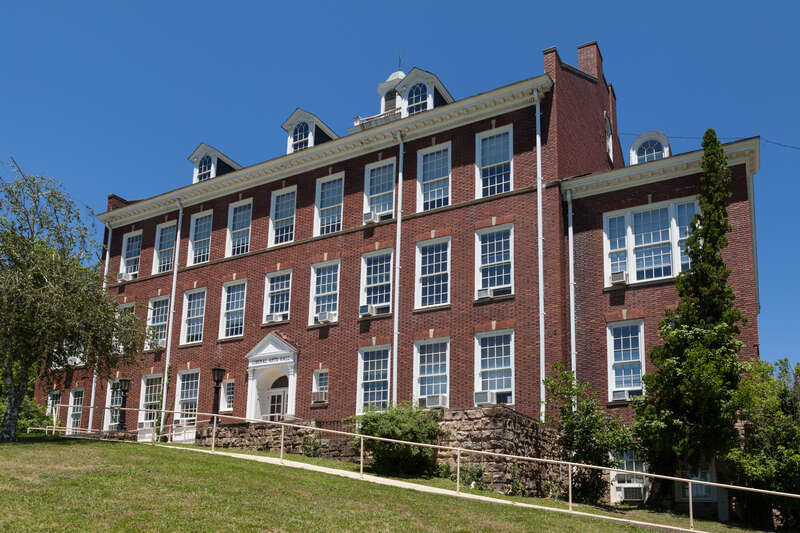 Davis and Elkins Liberal Arts Hall