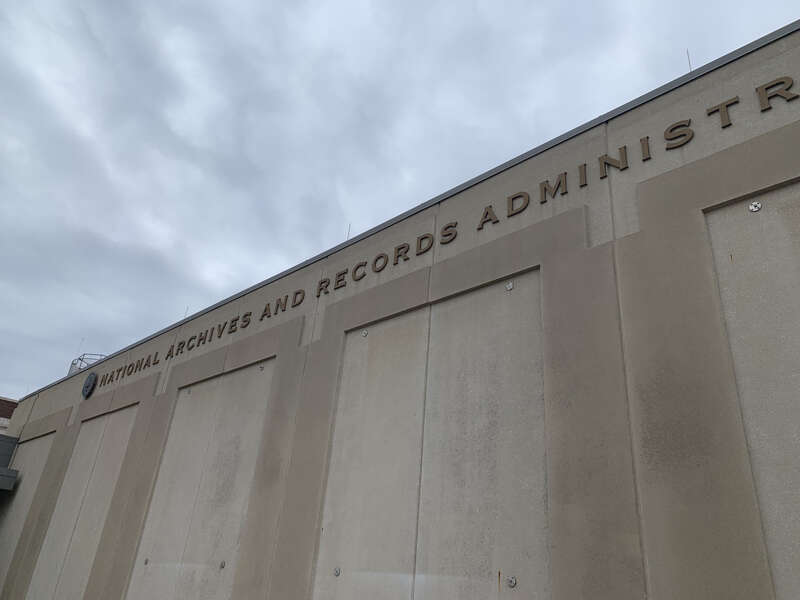 National Archives at Kansas City, sign
