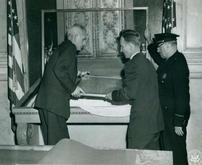 Creator(s): General Services Administration. National Archives and Records Service. Office of Educational Programs. Education Division. ?-4/1/1985
Series: Historic Photograph File of National Archives Events and Personnel, 1935 - 1975
Production