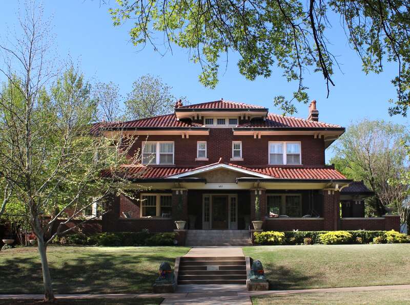 491 NW 18th St - Oklahoma City, OK USA - Heritage Hills