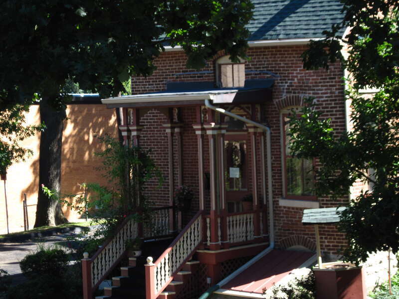 Keet-McElhany House, 435 E. Walnut St. Springfield