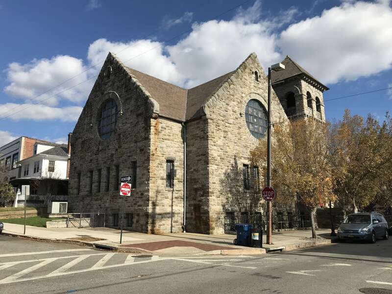 Photograph by Eli Pousson, 2017 November 22.