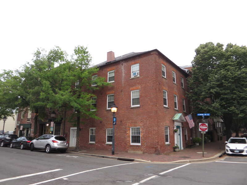 100 Prince Street at South Union Street in Ikd Town Alexandria
Alexandria (formerly Belhaven and Hunting Creek Warehouse) is an independent city in the Commonwealth of Virginia. As of the 2010 census, the population was 139,966, in 2013, the