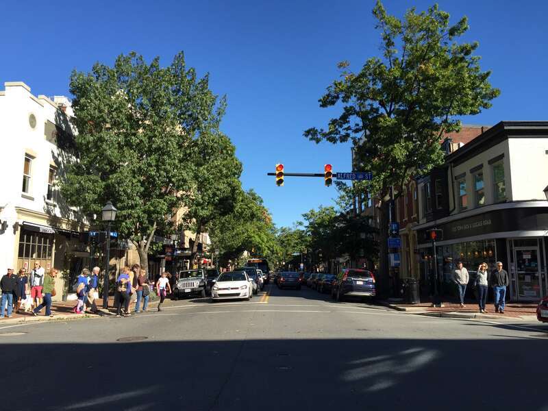 View east along Virginia State Route 7 (King Street) at Alfred Street in Alexandria, Virginia