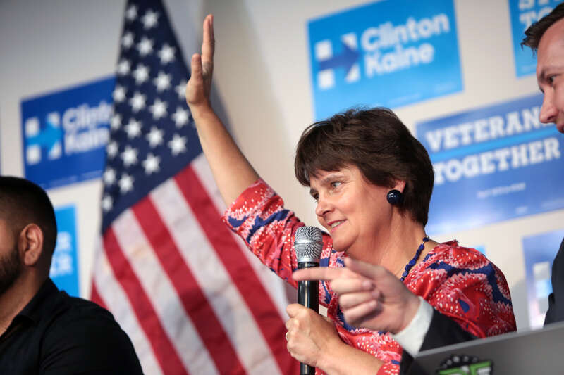 Anne Holton, wife of U.S. Senator Tim Kaine, speaking with supporters at a veterans roundtable at the Luna Culture Lab in Phoenix, Arizona.