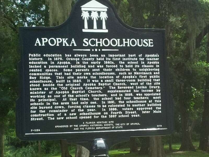 Historic marker for the Apopka Schoolhouse