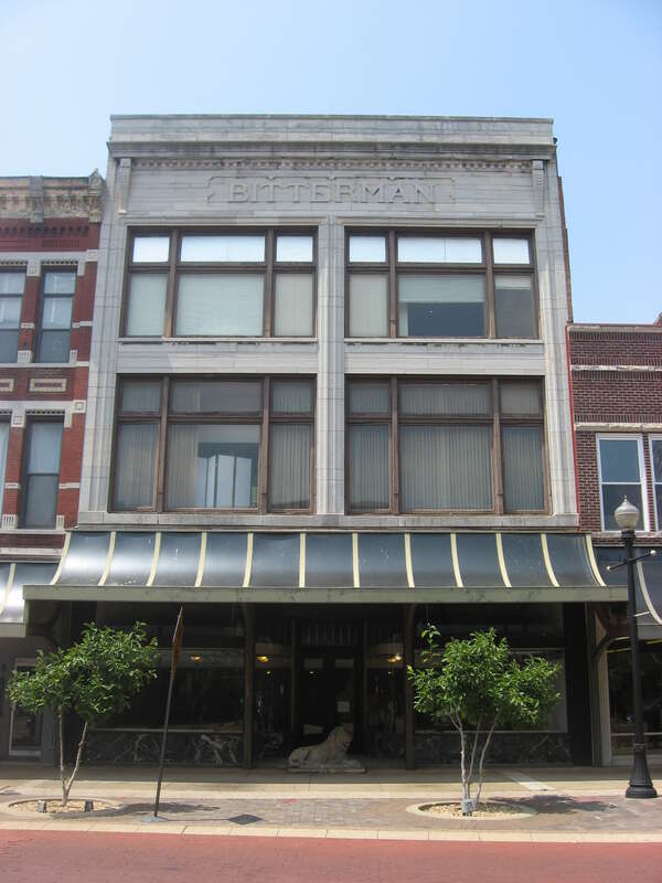 Front of the Bitterman Building, located at 202-204 Main Street in Evansville, Indiana, United States.  Built in 1923, it is listed on the National Register of Historic Places.