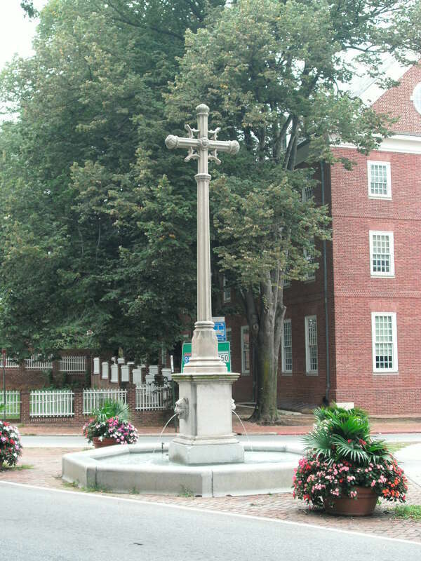 Colonial Annapolis Historic District, District boundaries approximate city boundaries surveyed in 1695 Annapolis