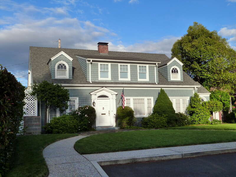 The Dr. Bert Elliott House (built 1925), located at 5 Corning Court in Medford, Oregon, United States, is a component of the Corning Court Ensemble. The ensemble as a whole is listed on the US National Register of Historic Places.