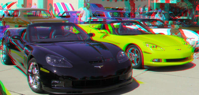 View with 3D red/cyan glasses.