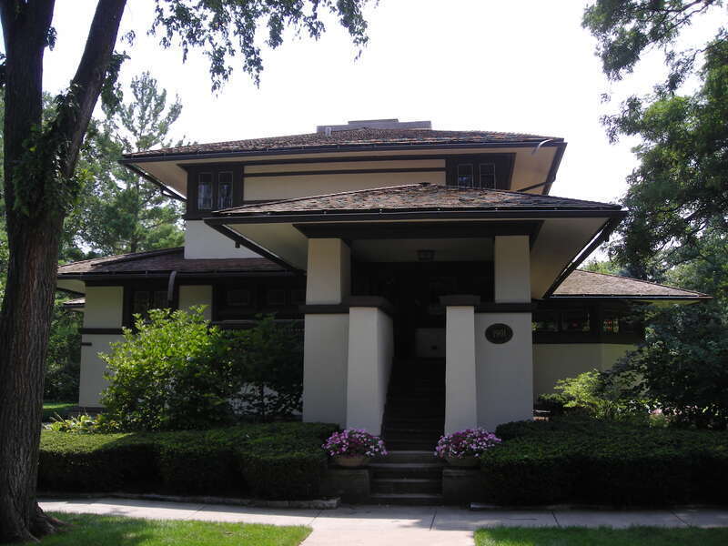 Frank B. Henderson House.  Elmhurst, Illinois.  National Register of Historic Places.