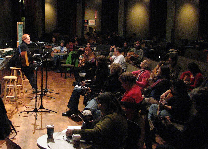 Frank Hamilton at the chalkboard teaching at the Old Town School of Folk Music in Chicago, IL. 
Camera location41° 57′ 51.45″ N, 87° 41′ 09″ W View this and other nearby images on: OpenStreetMap 41.964293;  -87.685833