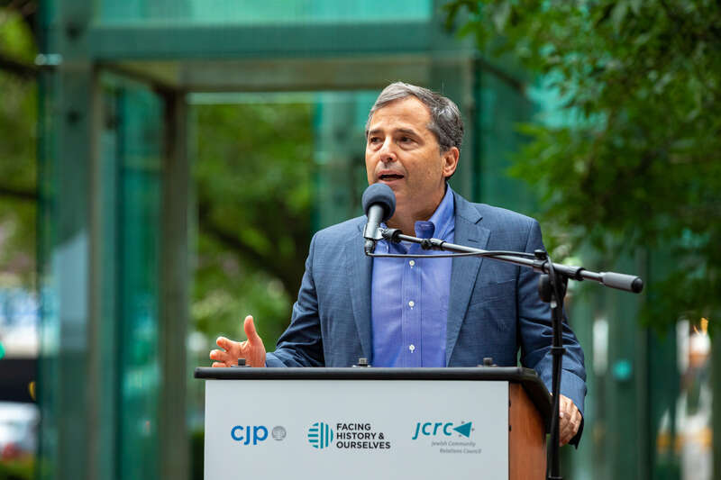 Governor Baker, Boston Mayor Janey highlight new interactive New England Holocaust Memorial experiences with local faith leaders, survivors
&quot;Governor Charlie Baker and acting Boston Mayor Kim Janey join local faith leaders and survivors to highlight