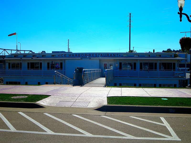 Ice Harbor Restaurant