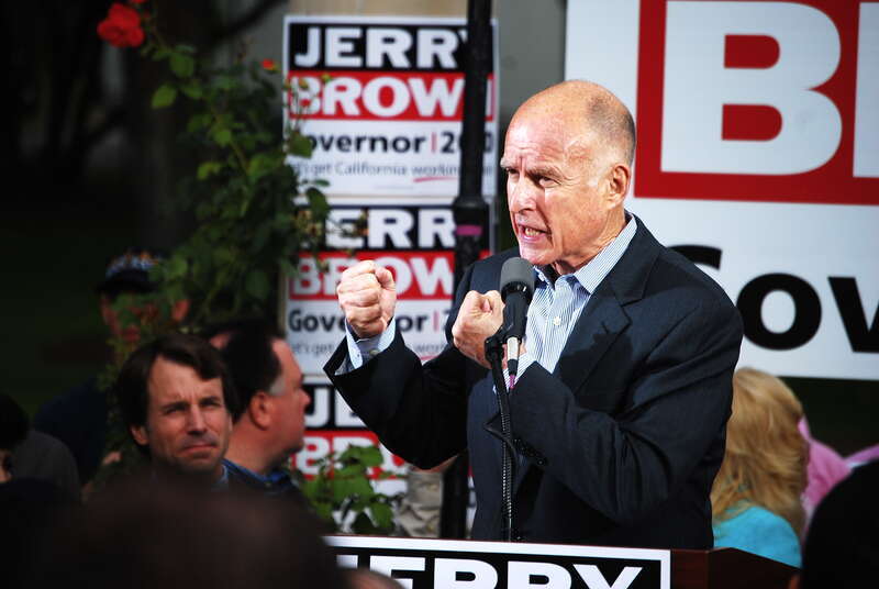 Jerry Brown rally in Victory Park, Stockton. Three days to go before the election &amp;amp; the push is on...