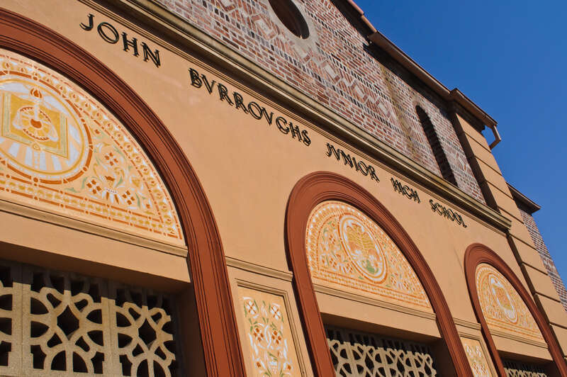 John Burroughs Middle School is located in the posh Hancock Park area of Los Angeles; its territory covers the Hasidic Jews to the north, as well as the Korean and Central American immigrant areas to the east. Run by the Los Angeles Unified School