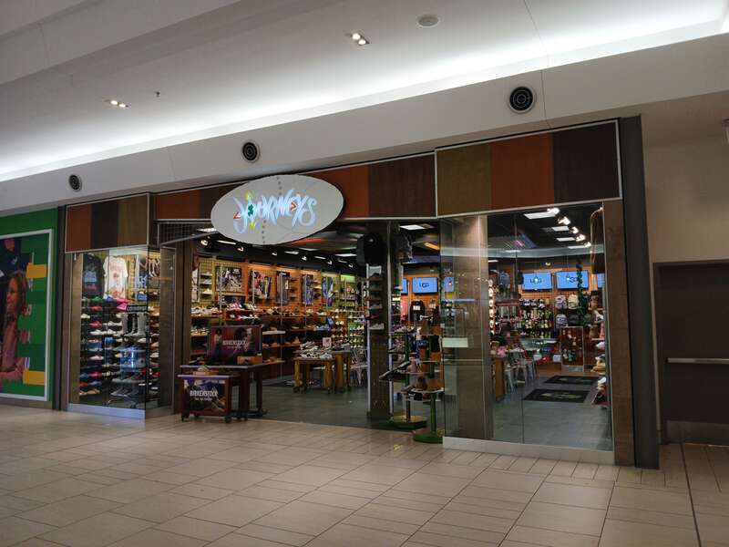 Springfield Town Center (shopping center in Springfield, Virginia)