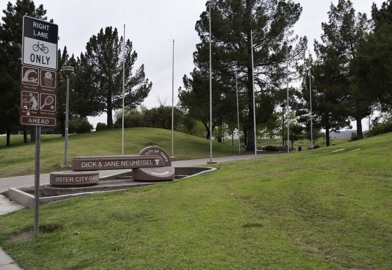 Kiwanis Park Sister City Garden Entrance