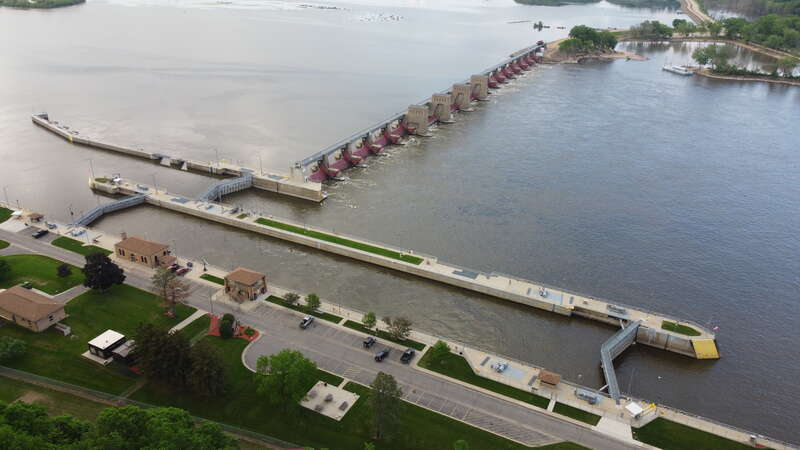Aerial Photograph of Lock &amp;amp; Dam 11